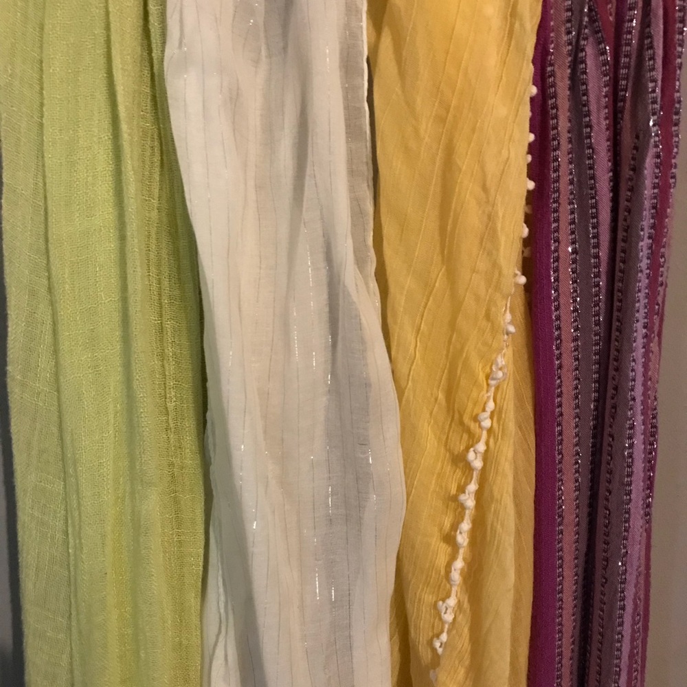 Light spring/summer scarves